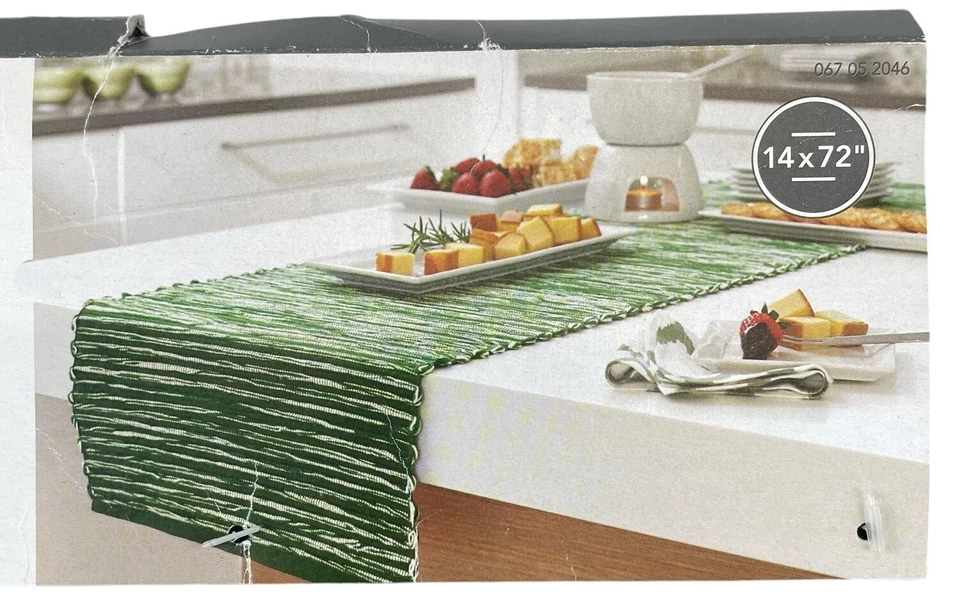 NWT Christmas Holiday Table Runner Hunter Green Metallic Thread 14" X 72" - Image 2 of 4