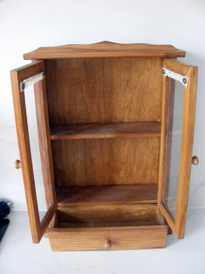 meuble de poupée ancien en bois double porte et tirroir hauteur 39 cm - Photo 3/4