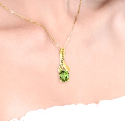 925 Silver Yellow Gold Plated 2.10 Carats Oval Cut Green Peridot Pendant Jewelry - Image 2 of 4