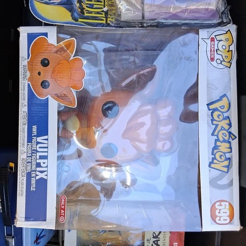 Funko Pop! Vinyl Jumbo 10 in: Pokémon - Vulpix (10 inch - Target Exclusive #599