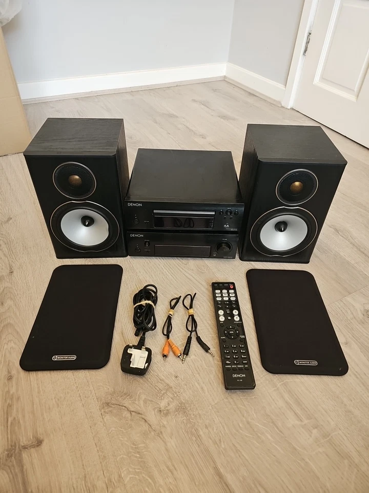 Denon DRA-F109 CD-Player & DRA-F109 Stereo Verstärker + Fernbedienung + Monitor Lautsprecher