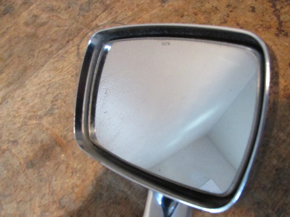 ESPEJO RETROVISOR IZQUIERDO CROMADO REMOTO CON BISEL Y SOPORTE 1968 1969 BUICK SKYLARK LESABRE O GS Foto 2 de 4