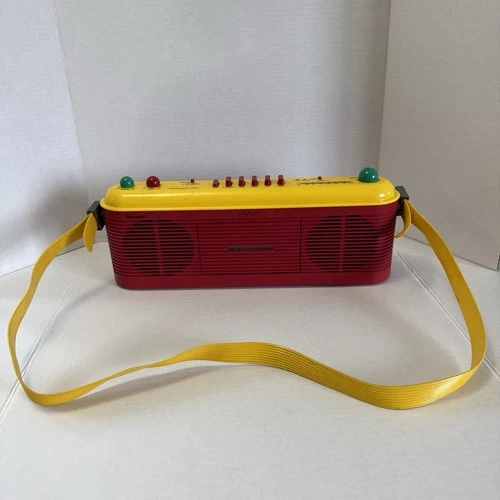 Vintage Sharp QT-F40C(R) Red AM FM Radio Cassette Recorder Boombox PARTS/REPAIR