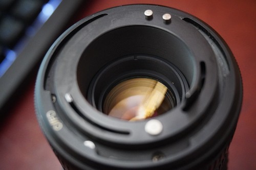 Tokina AT-X 35-200mm 1:3.5-4.5 MF Zoom Lens Japan - Very Clean - Picture 8 of 9