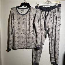 Wizarding World Harry Potter 2-Piece Cozy Pajama Set, Womens Medium