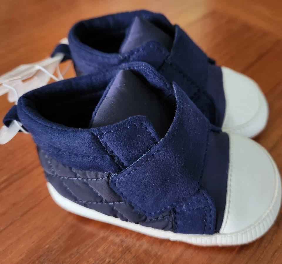 Old Navy Niños 3-6 6-12 18-24 MESES Acolchado Cuna Zapato Tenis AZUL MARINO #31823 Foto 3 de 4