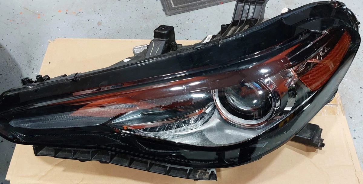 2017-2020 Alfa Romeo Giulia Driver Left Xenon Headlight 50564106  
