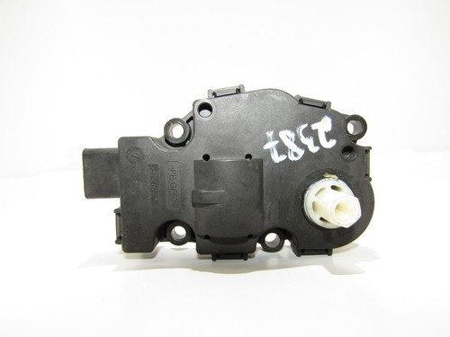 MERCEDES BENZ E W212 Stellmotor Klima Heizung heater flap actuator k9749005