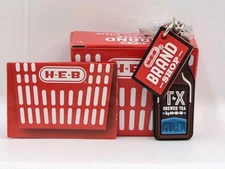 Open Box New H-E-B Brand Shop Key Chain TX Brewed Tea By HEB Sweet Tea Keychain