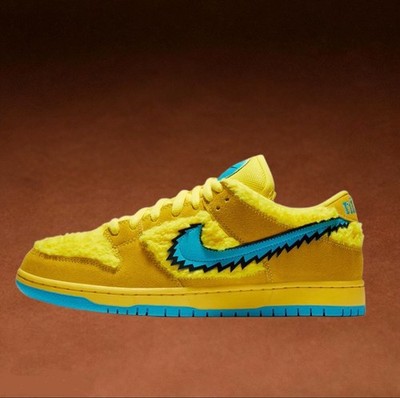 Nike SB Dunk Low Grateful Dead Opti Yellow Faux Fur Sneakers New