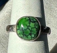 Southwest Native American Design Green Turquoise  Sterling Silver Ring Sz. 6.5