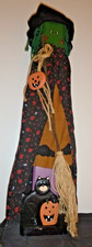 HALLOWEEN WOODEN STANDING GREEN-FACED WITCH - 30" TALL
