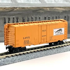 Micro-Trains N Scale 21190 American Colloid 40ft Plug Door Standard Boxcar 9116