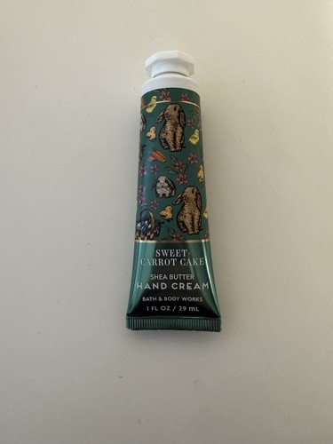 Bath And Body Works Handcream Sweet Carrot Cake