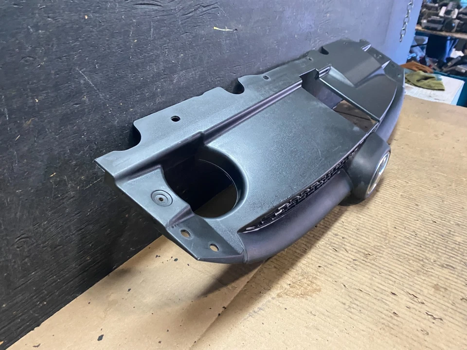 2010 to 2015 Hyundai Tucson Front Upper Grille Grill OEM T6732 DG - Image 3 of 4