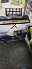 Yamaha PSR-175 Portable Electronic Keyboard 61-Key - Boxed with Manual & Stand