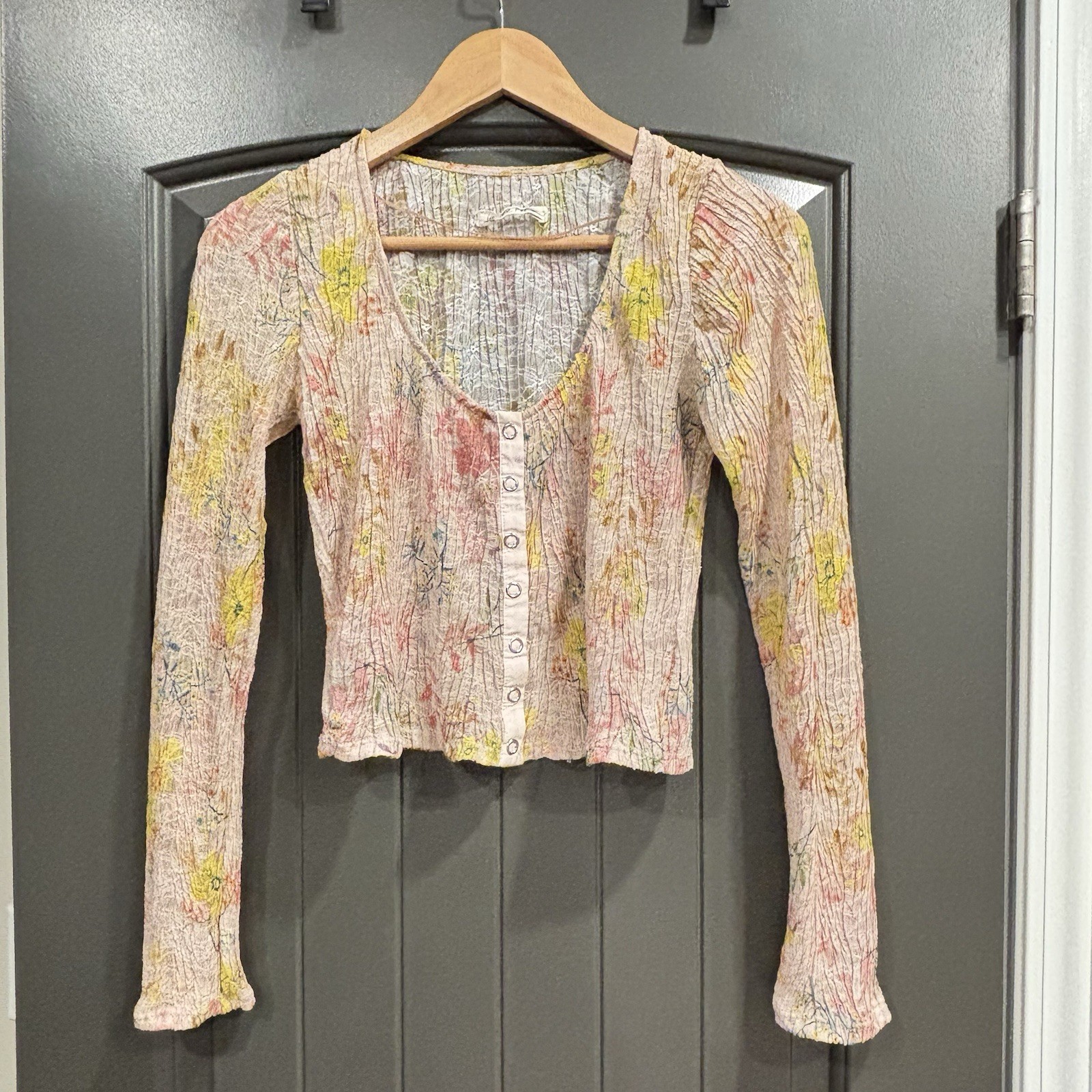 Free People Angelina Top Light Combo Pink Floral Snap Button size Medium boho