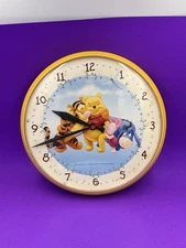 Rare Disney Wall Clock Based On “Winnie The Pooh” Battery Operated Tigger Eorr