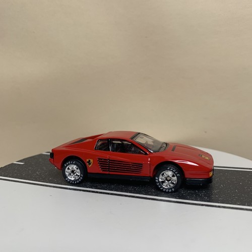 Matchbox Premiere Super Cars Collection Ferrari Testarossa Red w/Logo 1:59 NM - Picture 3 of 14