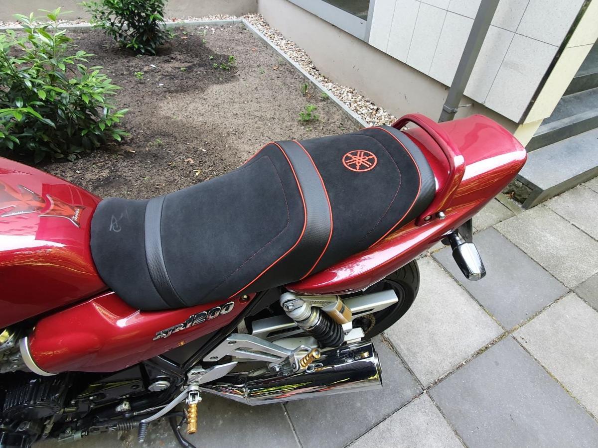 Housse de selle Yamaha XJR 1200 Top Sellerie France revêtement étanche et antidérapant HSDX120