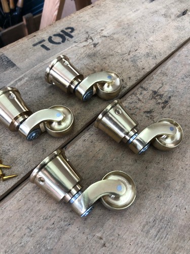 Polished Brass Vintage Castors Pack of 4 Look Cup Wheeled 30mm Wheel Furniture - Picture 2 of 5