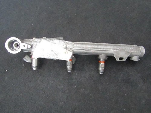 Volkswagen Golf 2003 Fuel injector rail (injectors)(Fuel distribut #12189-93