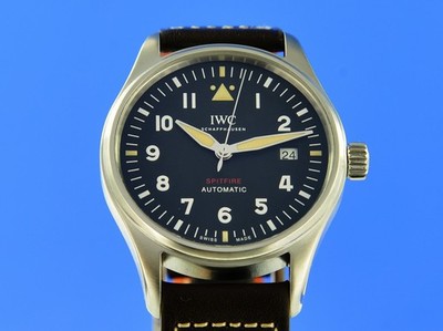 IWC Spitfire Fliegeruhr Pilot Automatic 39 mm vom Uhrencenter Berlin 26071