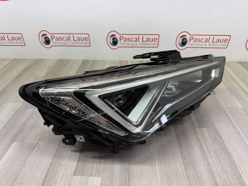 Seat Leon 5F Original Frontscheinwerfer LED Vorne Rechts Defekt 5FG941008F - Bild 2 von 4