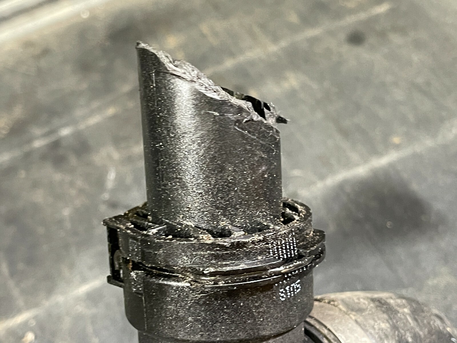 0713 BMW E92 335I N54 N55 WATER PUMP THERMOSTAT RADIATOR COOLANT HOSE