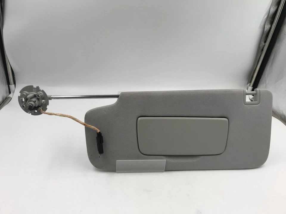 Parasol gris para conductor Chevy Traverse 2018-2020 OEM SV0903 Foto 3 de 4