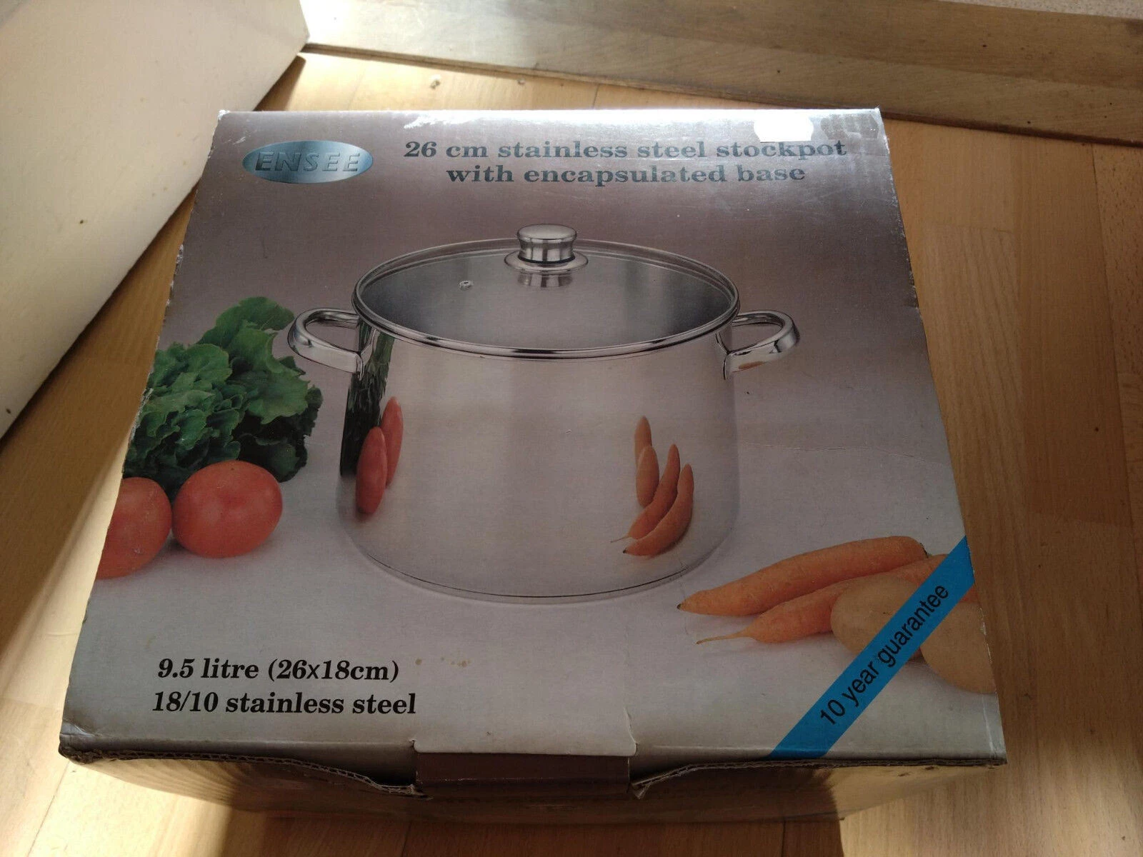 Ensee 26cm Stainless Steel Stock pot with encapsulated base and glass lid