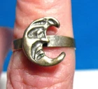 STERLING SILVER CRESCENT MOON FACE RING SIZE 6   1.7 GRAMS VINTAGE