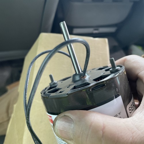 Dayton 3M540D Shaded Pole Motor 1/70HP 3000 Rpm 115V OPAO Enclosure 1/4x2 shaft - Picture 5 of 11