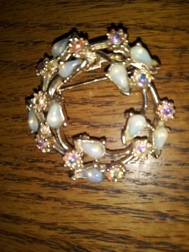 Natural Cabochon Rainbow Moonstone Filigree Pin Brooch - Picture 6 of 6