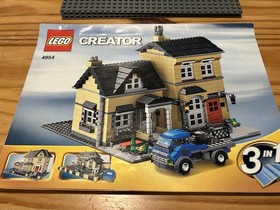 LEGO CREATOR: Model Town House (4954) Used 100% Complete w/ Instruction Books