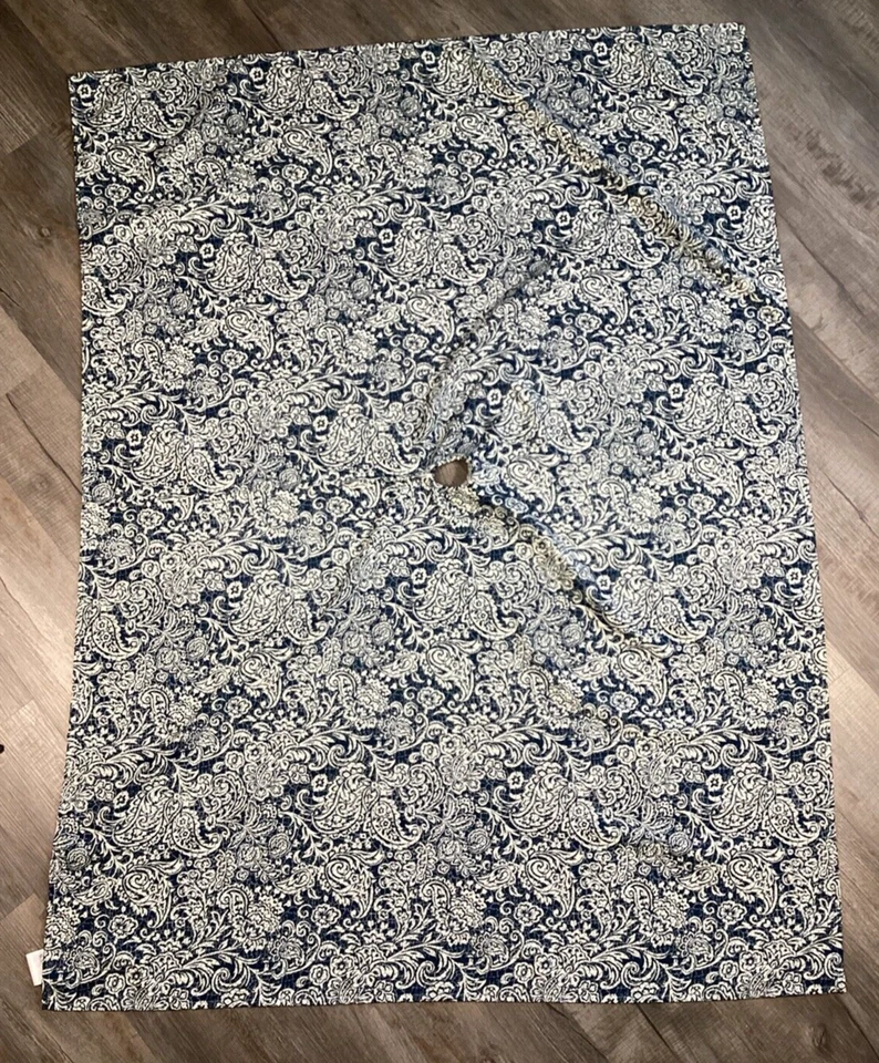 Waverly Picnic Tablecloth Blue Paisley Zip Close Rectangular 50x69 Umbrella Hole - Image 2 of 4