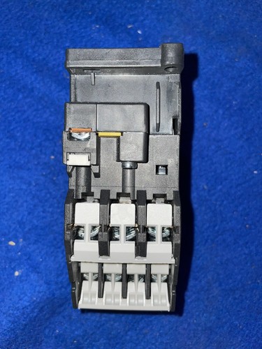 New No Box NoFuel 3TF4322 Replacement For Siemens World Series Contactor - Picture 5 of 6
