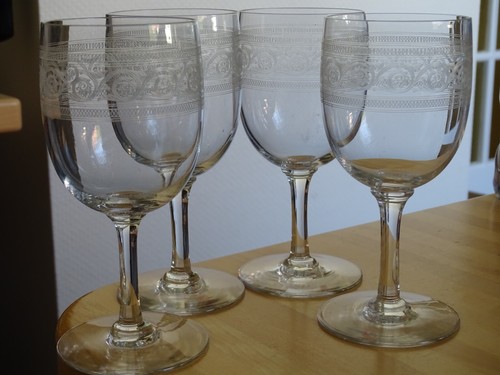 BACCARAT ATHENIENNE 7742 FORME BALLON 4 ANCIENS VERRES A EAU CRISTAL ht 15,5 cm - Picture 2 of 9
