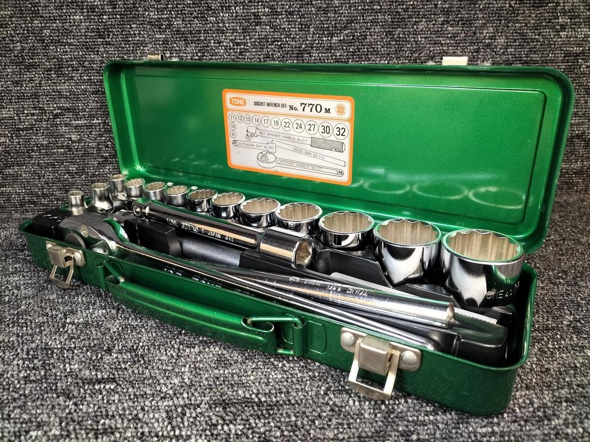TONE 770M Socket Wrench Set 17 pcs Metric 12-Point Tools | eBay
