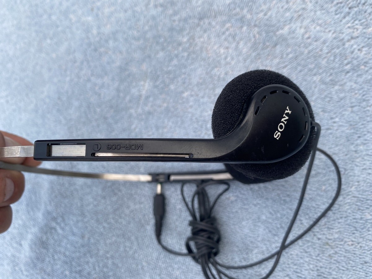 Vintage Sony MDR-006 Headphones Black & Adjustable & Over the Ear