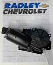 NEW GM OEM LATCH-LIFTGATE LOCK ACTUATOR GMC 84243380