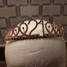 tiaras crown for women age 21 designed into crown