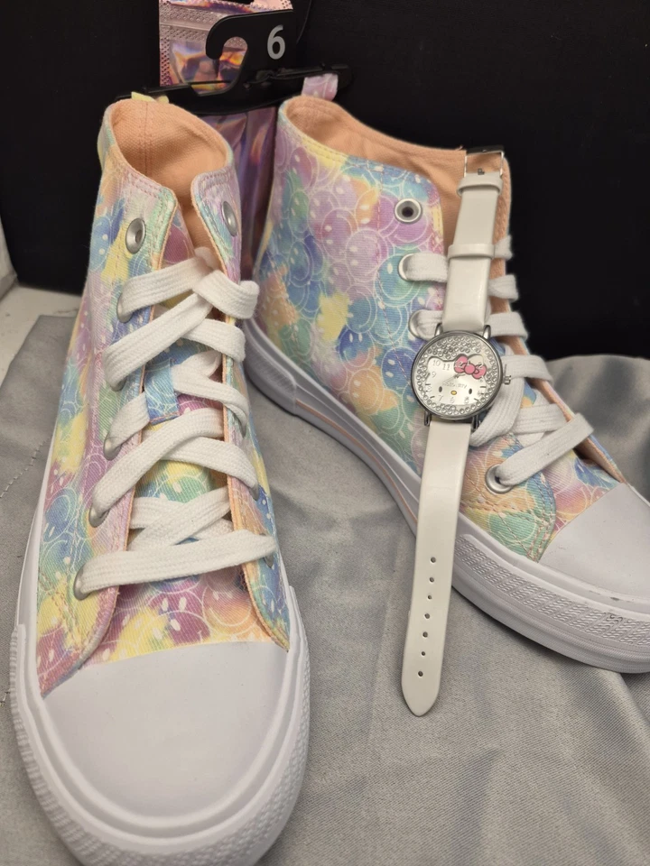 Zapatos Rosa Niñas con Reloj Hello Kitty Foto 2 de 4