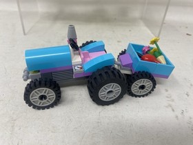 LEGO 41026 FRIENDS: Sunshine Harvest Complete W/ Manual Olivia