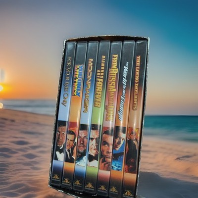 James Bond 007 DVD Box Set Connery Roger Moore Collection Goldfinger EUC