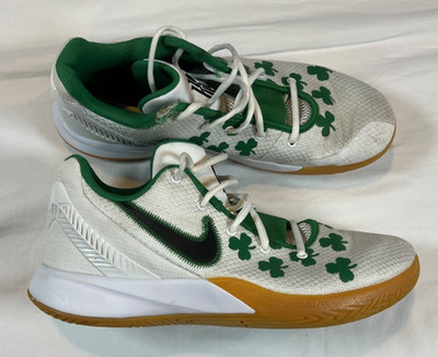 Mens 10.5 Nike Kyrie Flytrap 2 White Green Celtics Basketball Shoes AO4436-100
