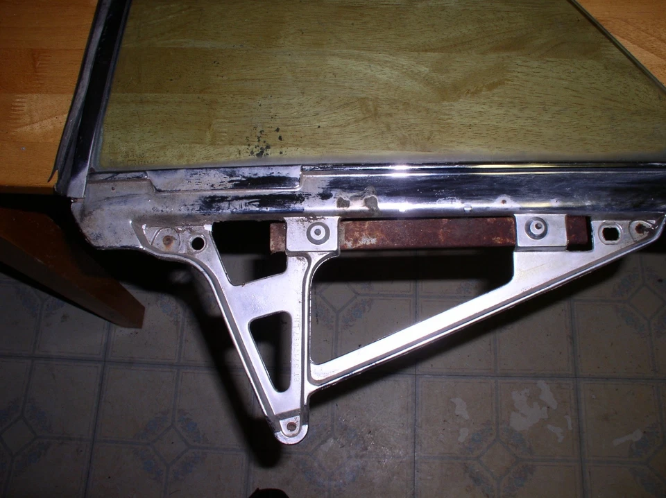 GM Oldsmobile Cutlass 1965 convertible cuarto ventanas Chevelle. ext. Foto 4 de 4