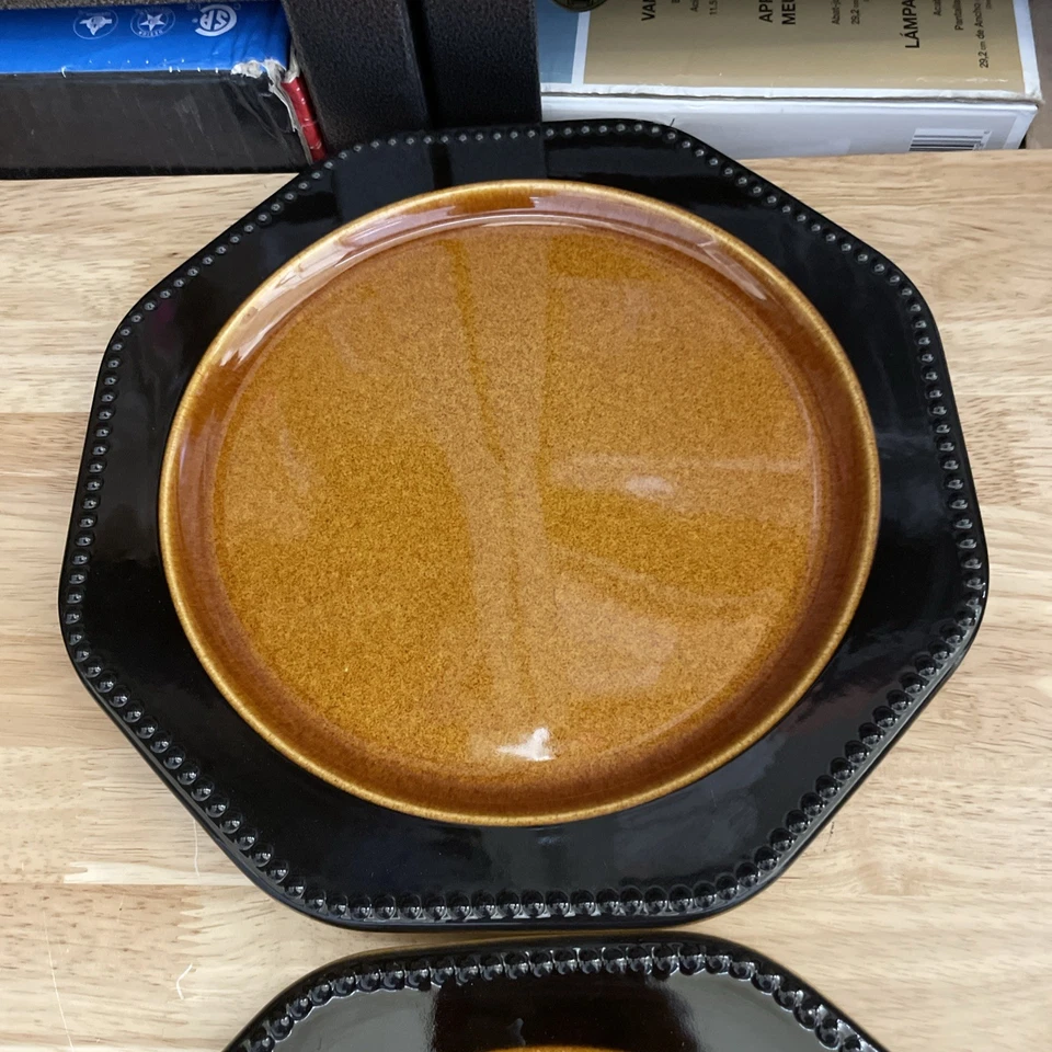 VNTG SEARS OCTAGON AMBER 2 DINNER PLATES 10-3/8" IRONSTONE - Image 3 of 4