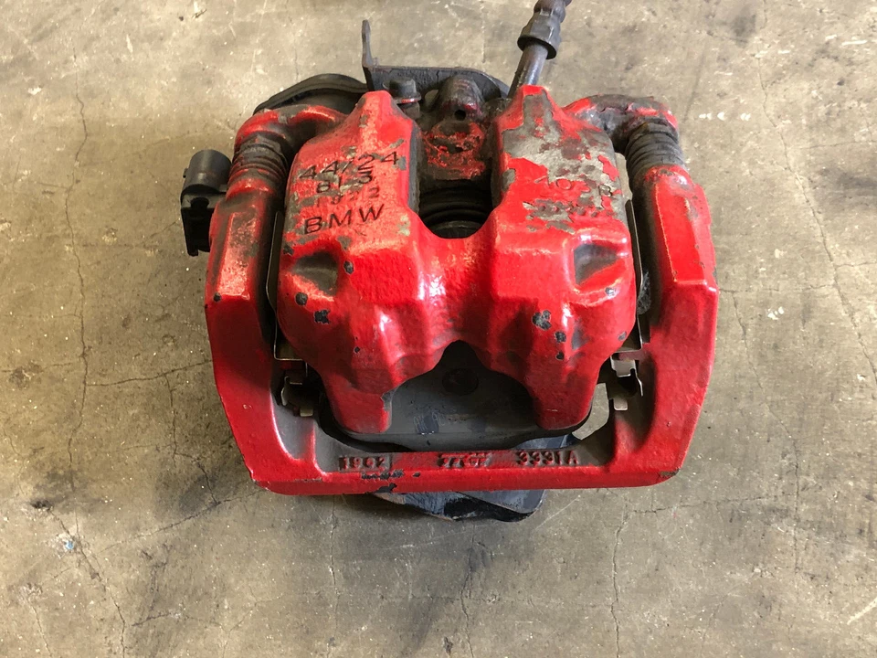 Pinza de freno trasera izquierda lado conductor 13 14 15 BMW F06 F12 F13 650i 640i 1486 OEM Foto 4 de 4