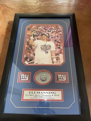 Framed Shadow box NFL - Eli Manning New York  Giants - Replica Ring - Image 1 of 4